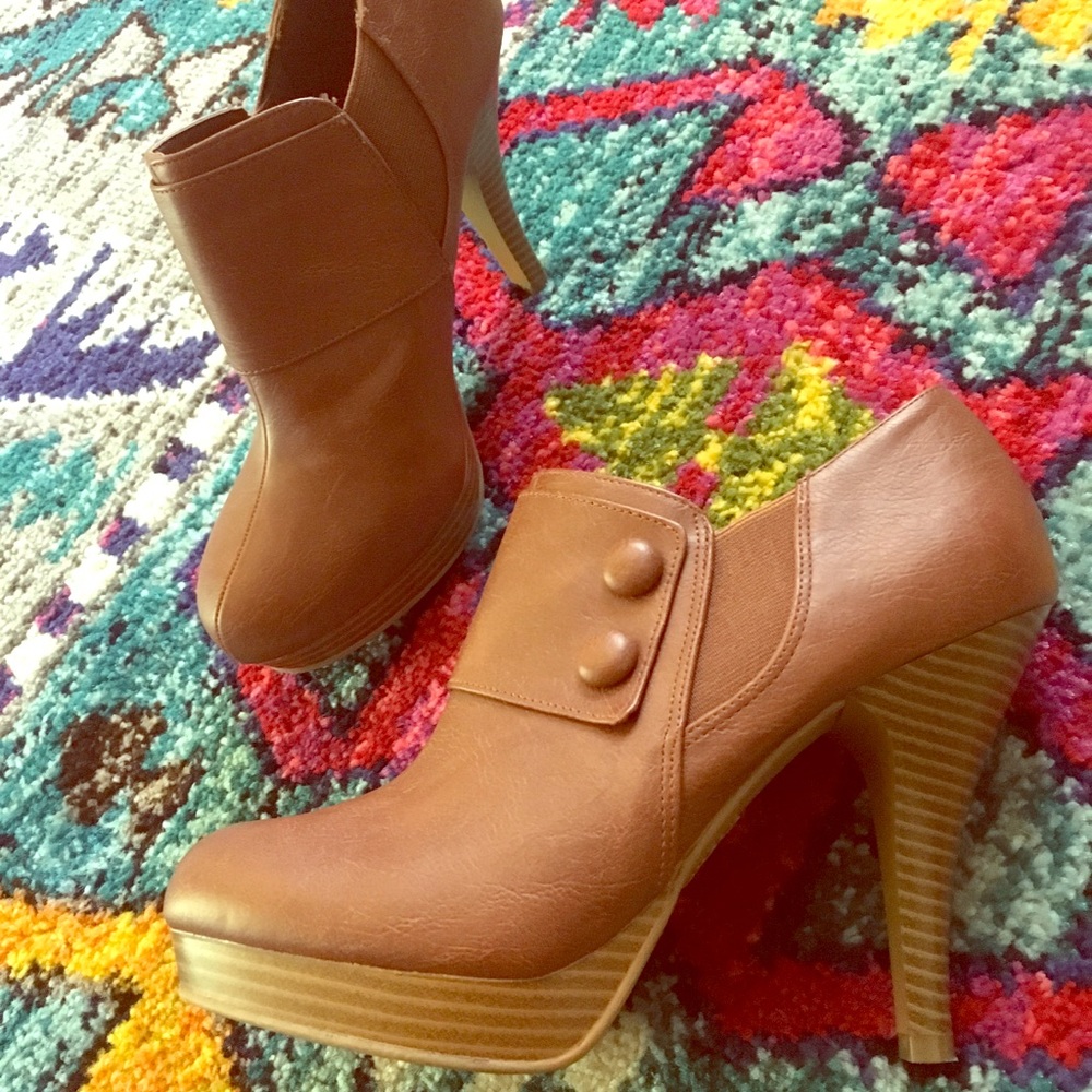 New Fioni Heel Boots!